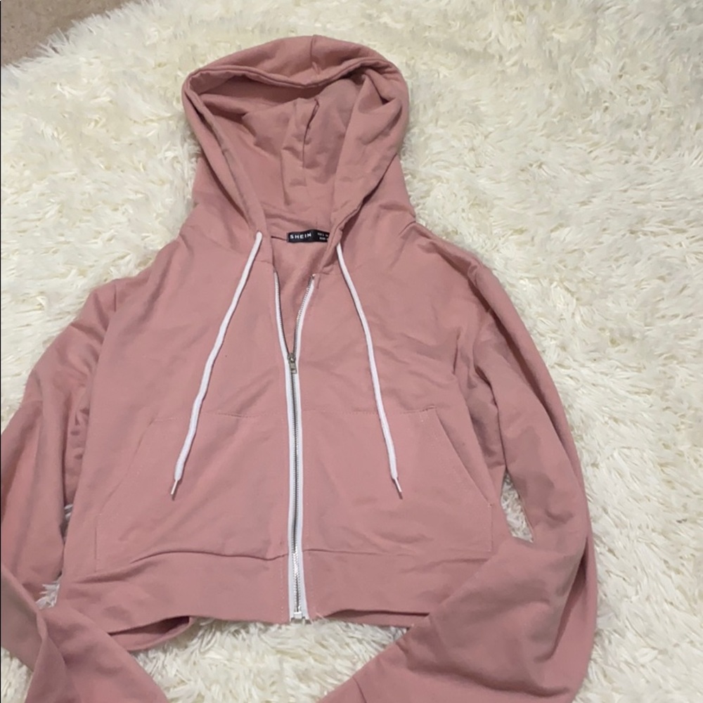 Cropped hoodie